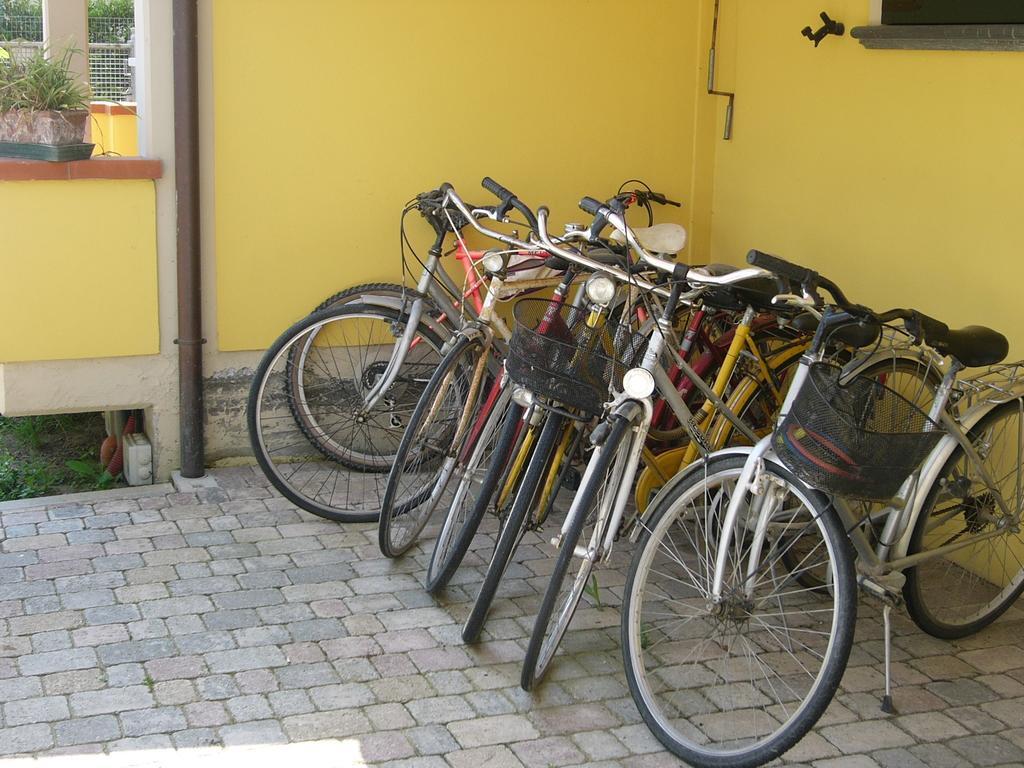 Nonna Alda Bed & Breakfast Viareggio Exterior photo